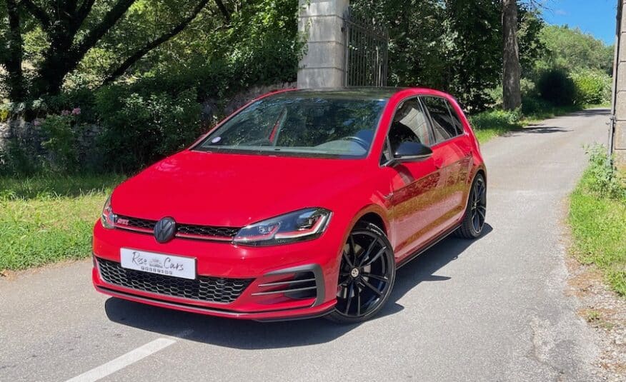 Golf 7 Performance rouge