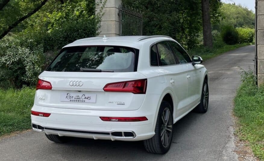 AUDI Q5 55 TFSI E S-LINE QUATTRO