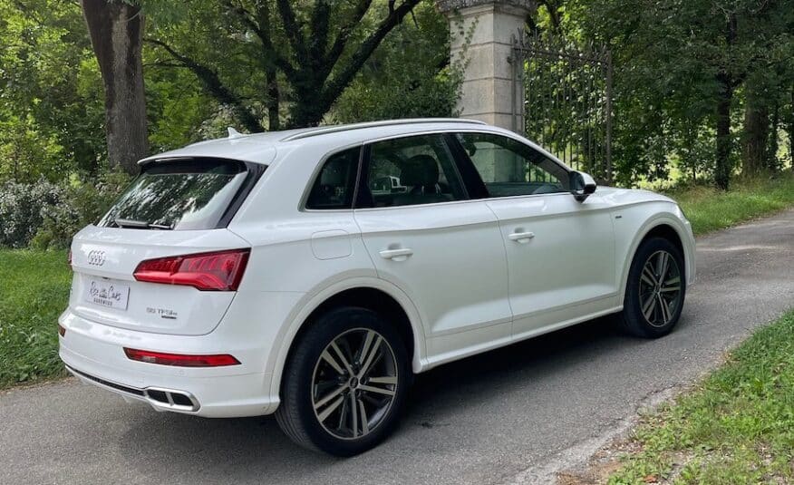 AUDI Q5 55 TFSI E S-LINE QUATTRO