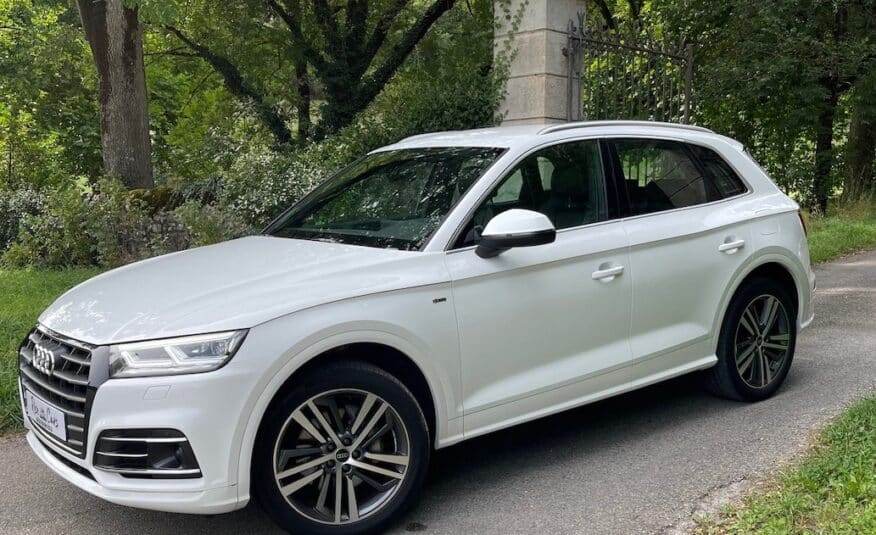 AUDI Q5 55 TFSI E S-LINE QUATTRO