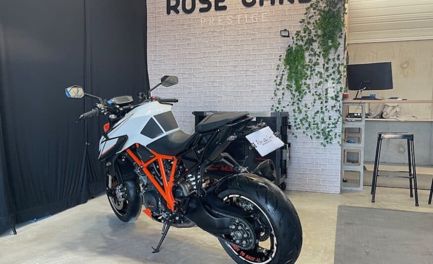 Ktm superduke r 1290 v2